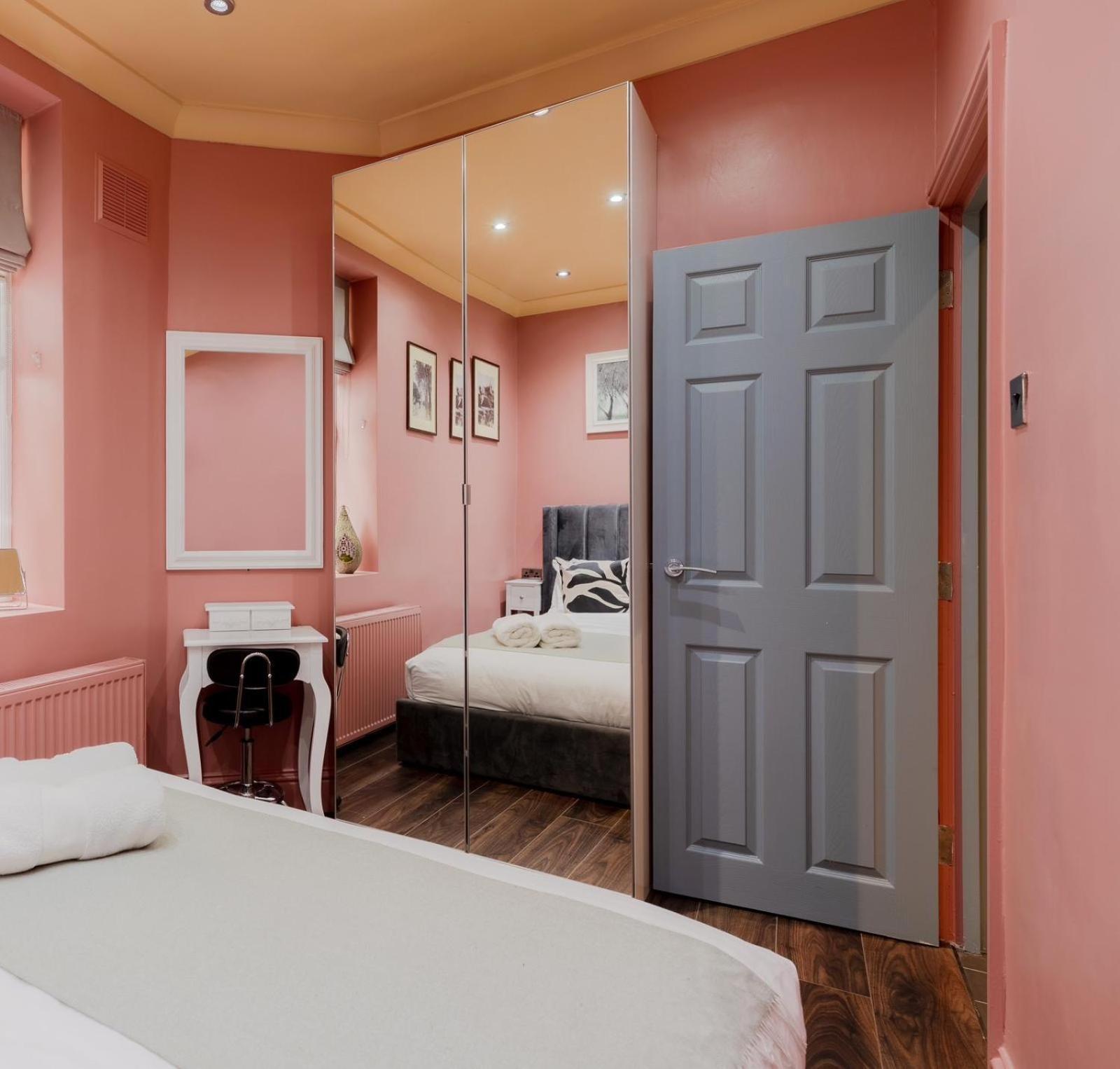 Stylish 2 Bedrooms Flat Sleeps 6 & Garden London Zone 2 Cls Central Buitenkant foto