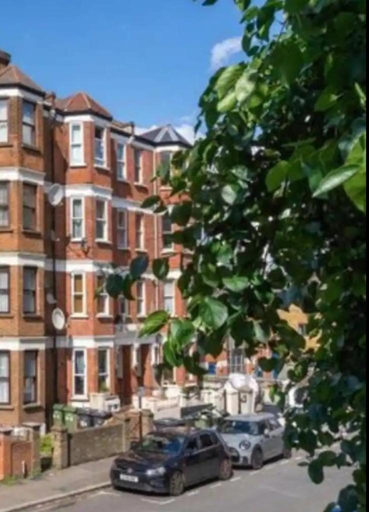 Stylish 2 Bedrooms Flat Sleeps 6 & Garden London Zone 2 Cls Central Buitenkant foto