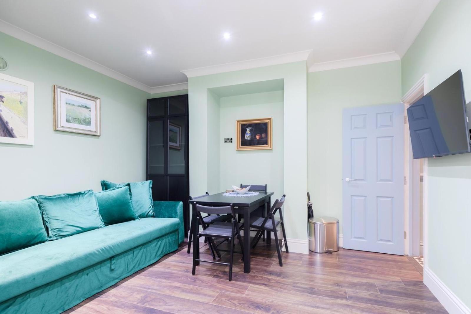 Stylish 2 Bedrooms Flat Sleeps 6 & Garden London Zone 2 Cls Central Buitenkant foto