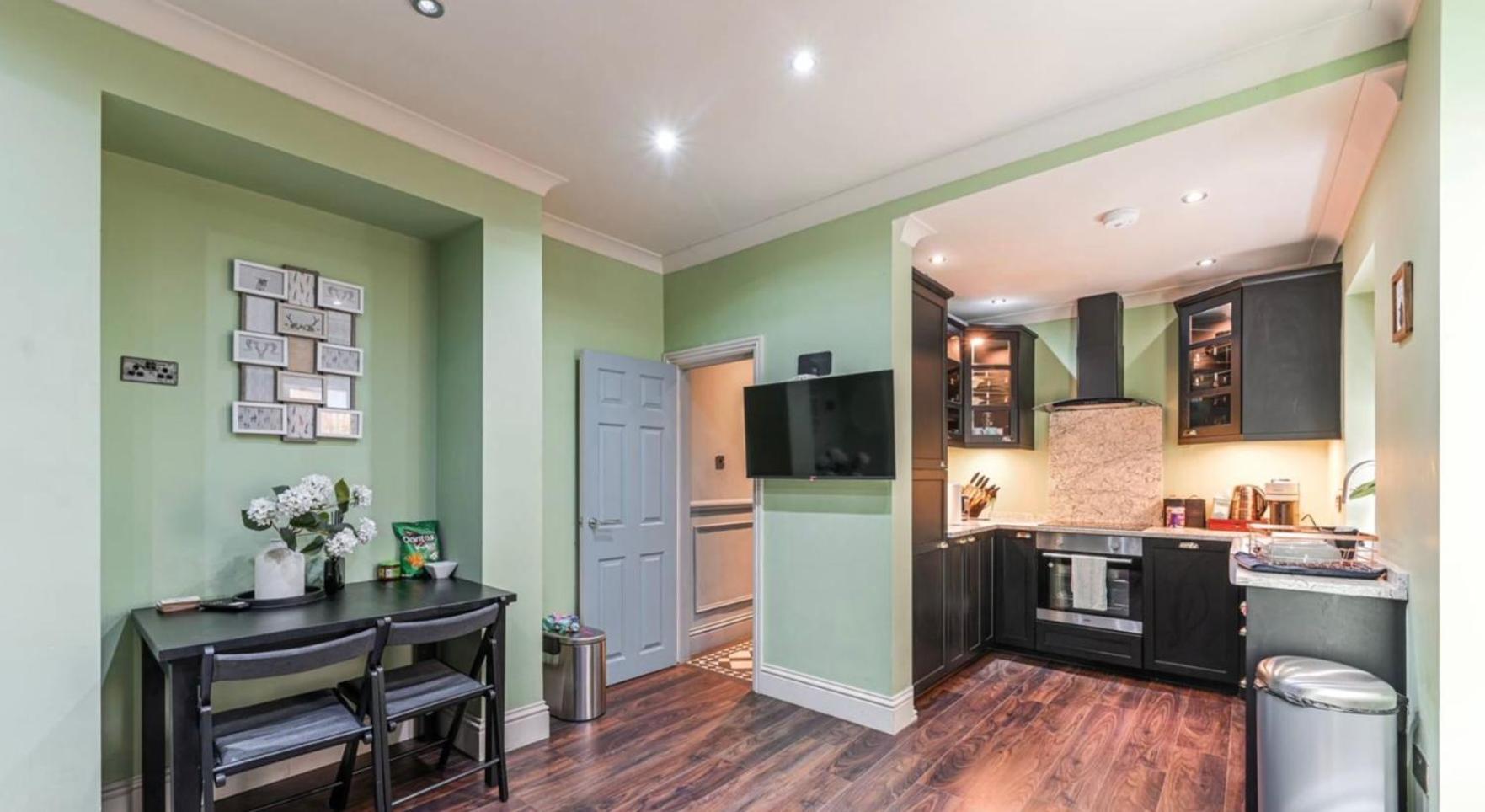 Stylish 2 Bedrooms Flat Sleeps 6 & Garden London Zone 2 Cls Central Buitenkant foto